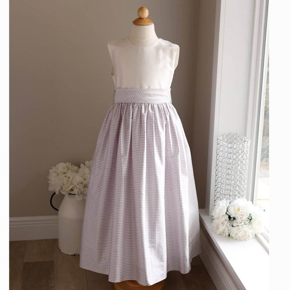 Strasburg Dress Dupioni Silk Ivory Lavender Size 10/12 Special Occasion NWOT